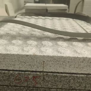 潮州 芝麻白花岗岩6.0公分荔枝面五轴加工雕刻盲点