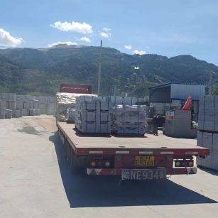 潮州 芝麻白仿形路沿石，直形路沿石