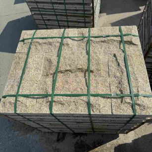 潮州 黄金麻花岗岩石材自然面蘑菇石成品