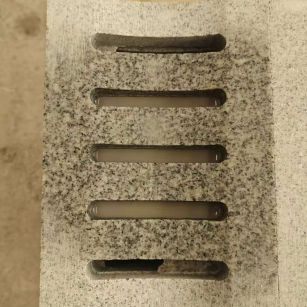 潮州 芝麻白拉丝面花岗岩U型开槽排水槽