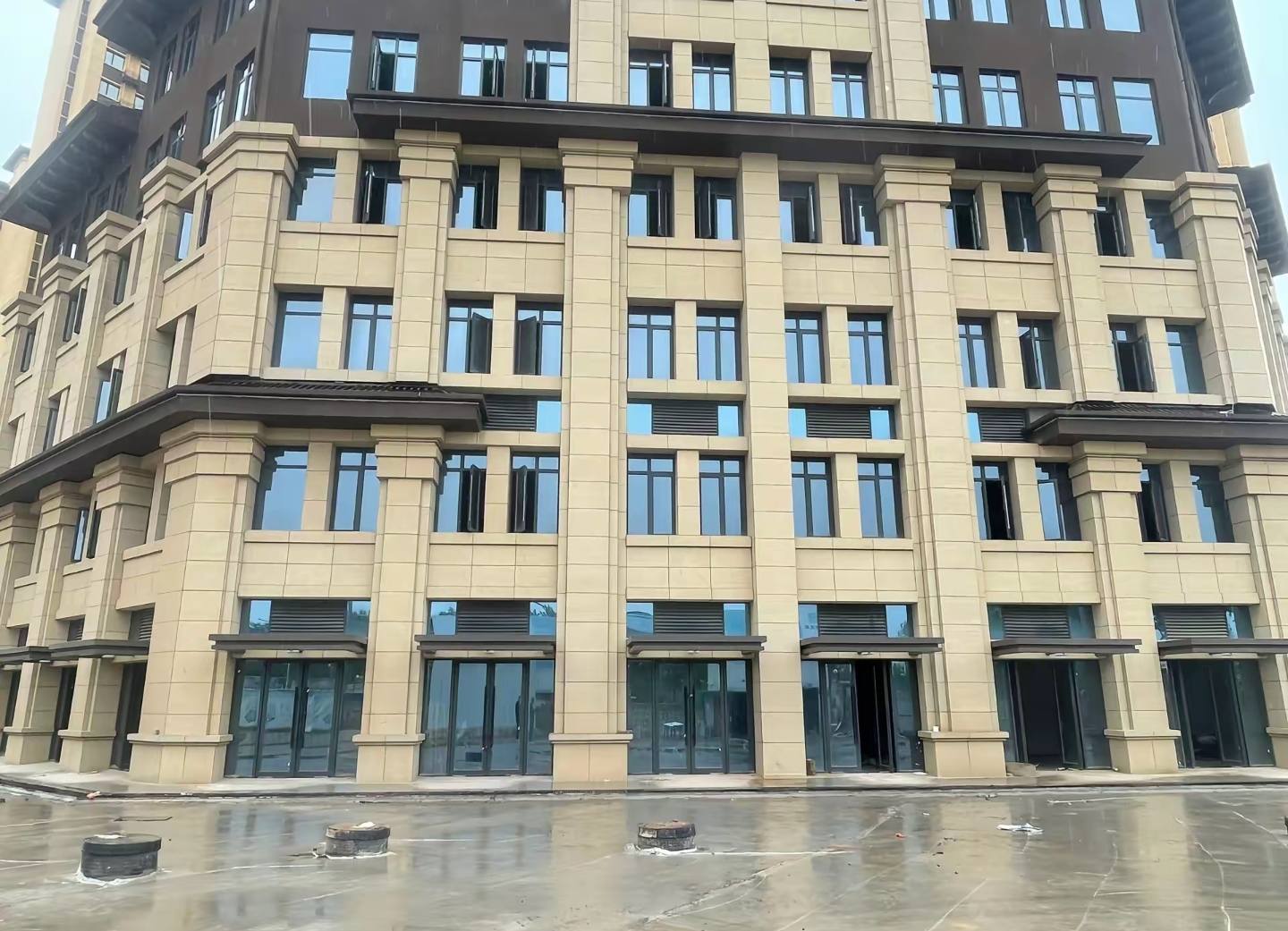 潮州 黄金麻花岗岩荔枝面小区外墙干挂