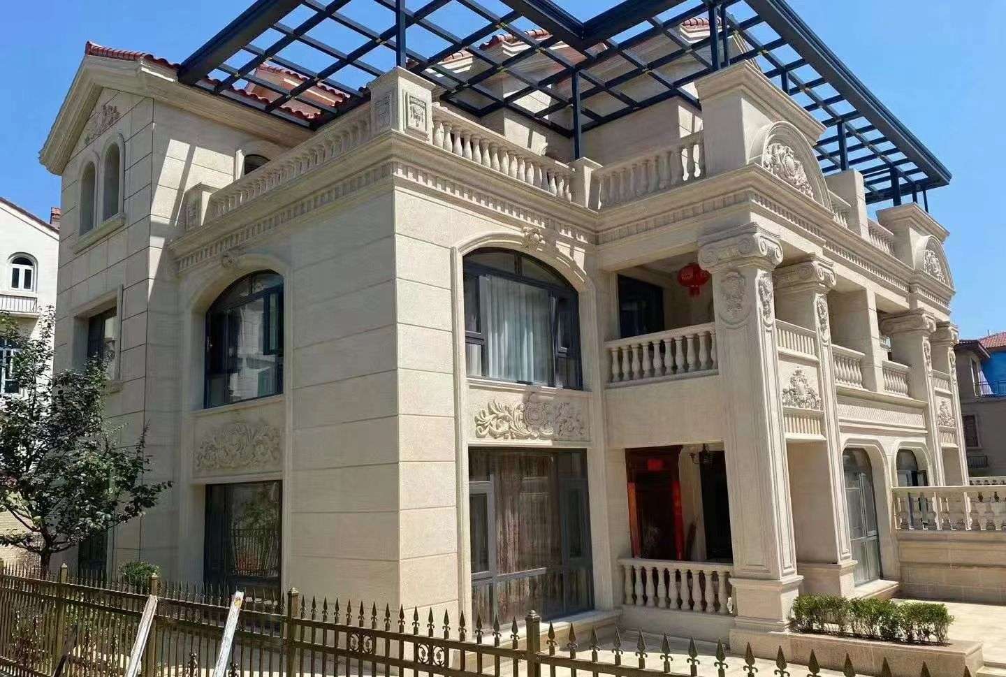 潮州 黄金麻花岗岩荔枝面别墅外墙干挂