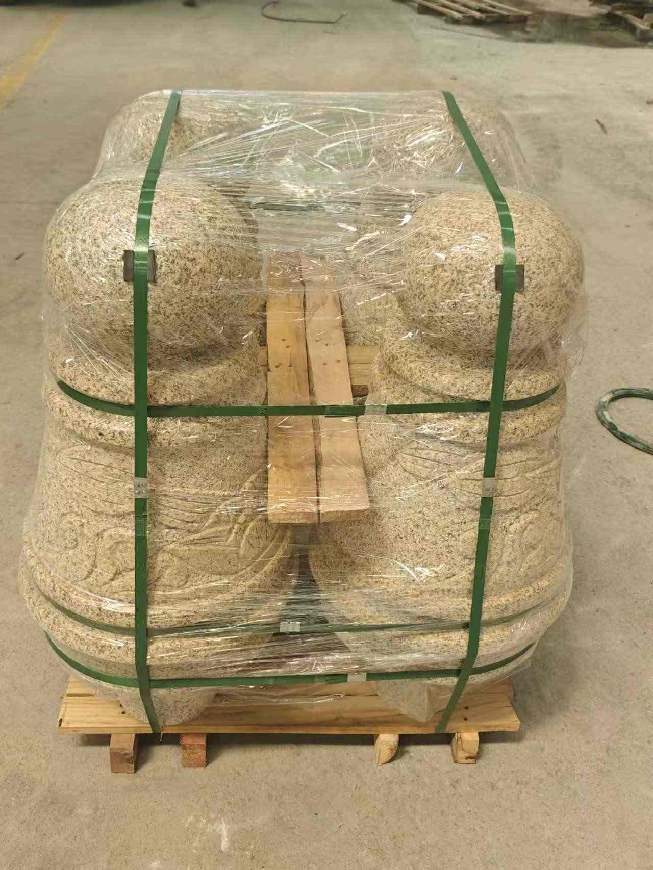 潮州 黄金麻异形定制雕花——棒棒糖挡车柱