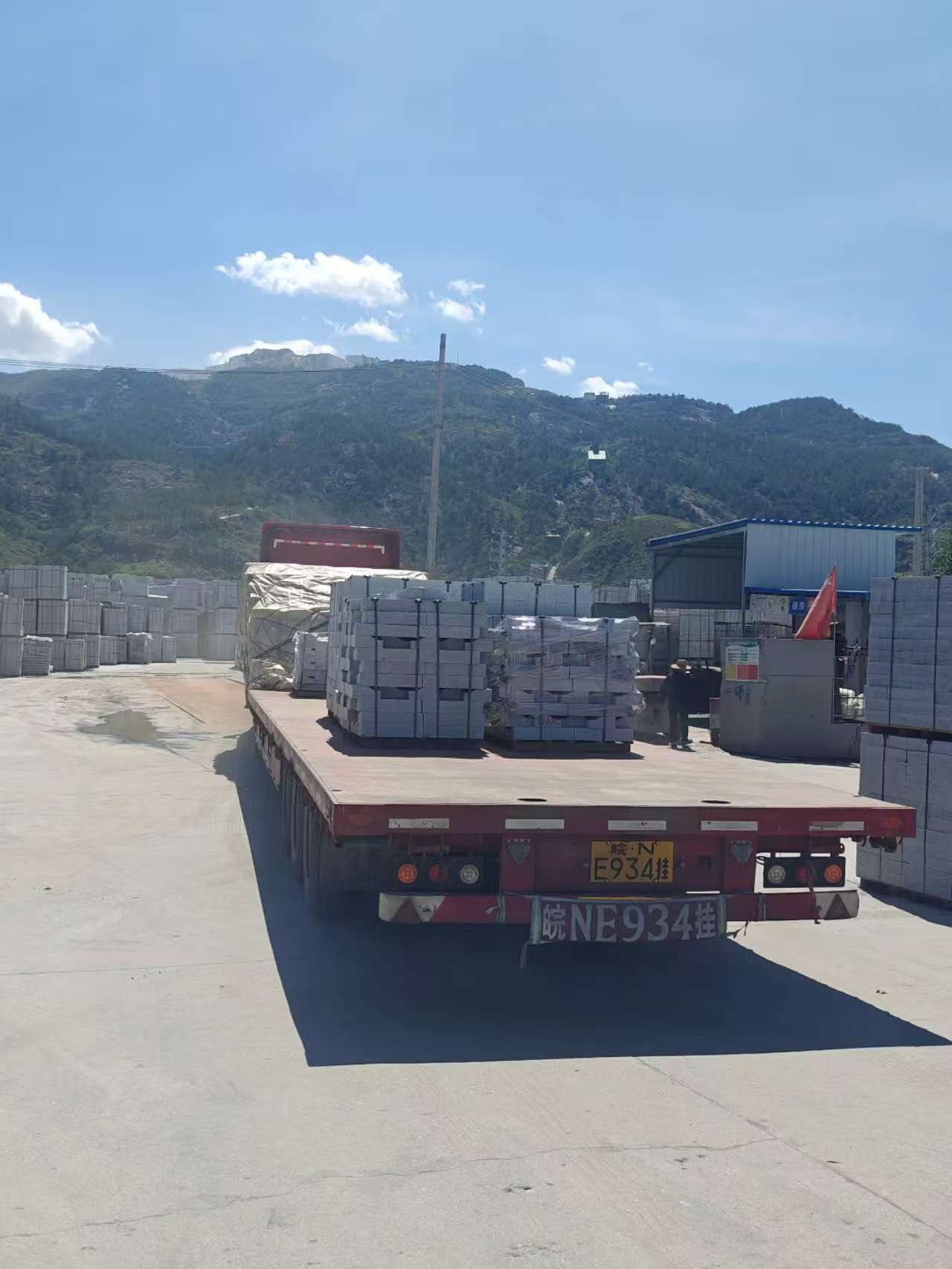 潮州 芝麻白仿形路沿石，直形路沿石