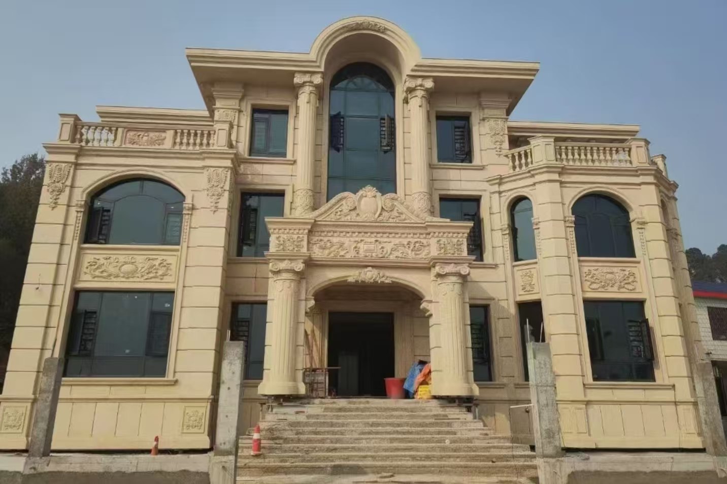 潮州 黄金麻花岗岩别墅外墙干挂