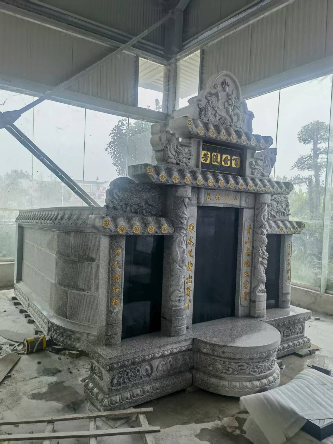 潮州 芝麻白墓碑效果展示图