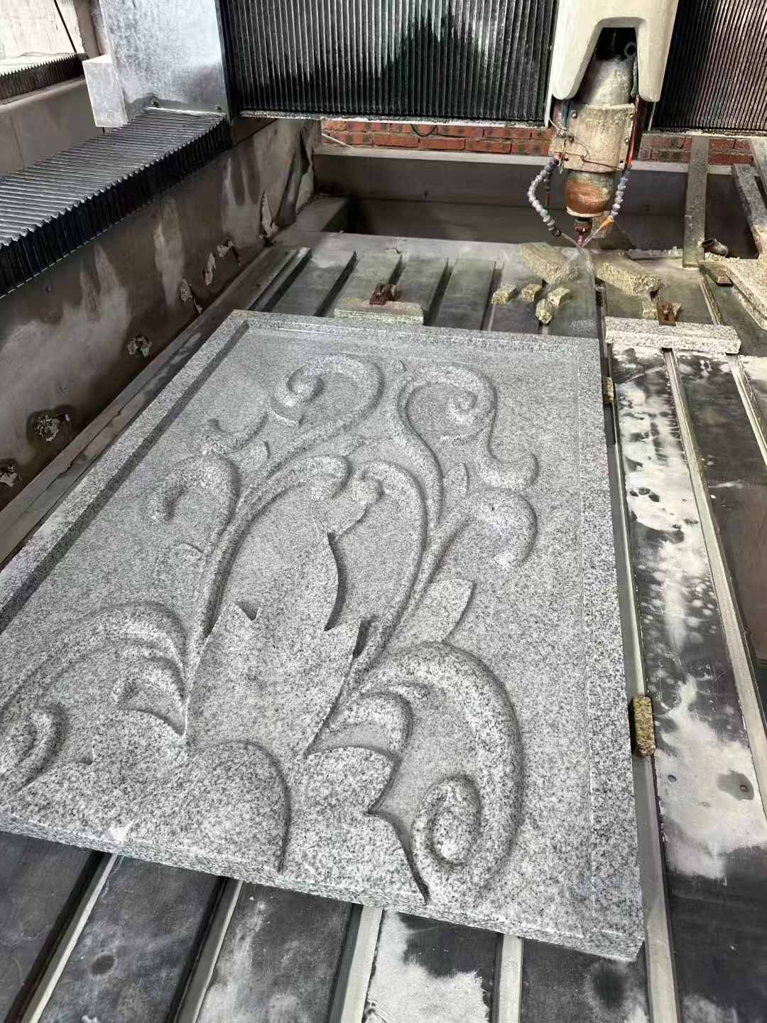 潮州 白麻别墅干挂雕花板