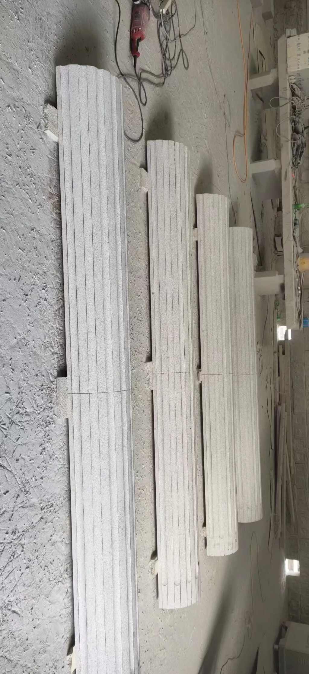 潮州 花岗岩厂家带你看白麻花岗岩门楼大柱柱皮